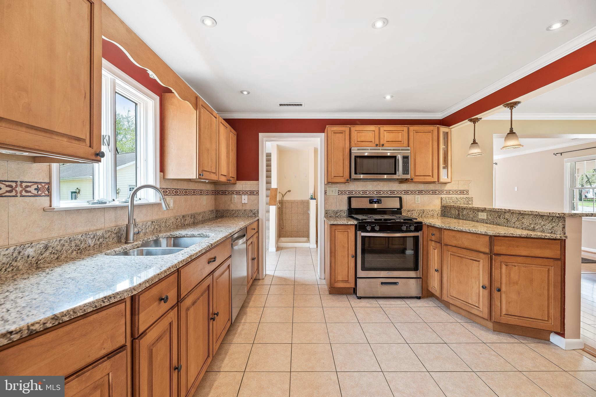 108 River Road Edgewater, MD 21037 - Photo 10 of 38 Gallery Image 10
