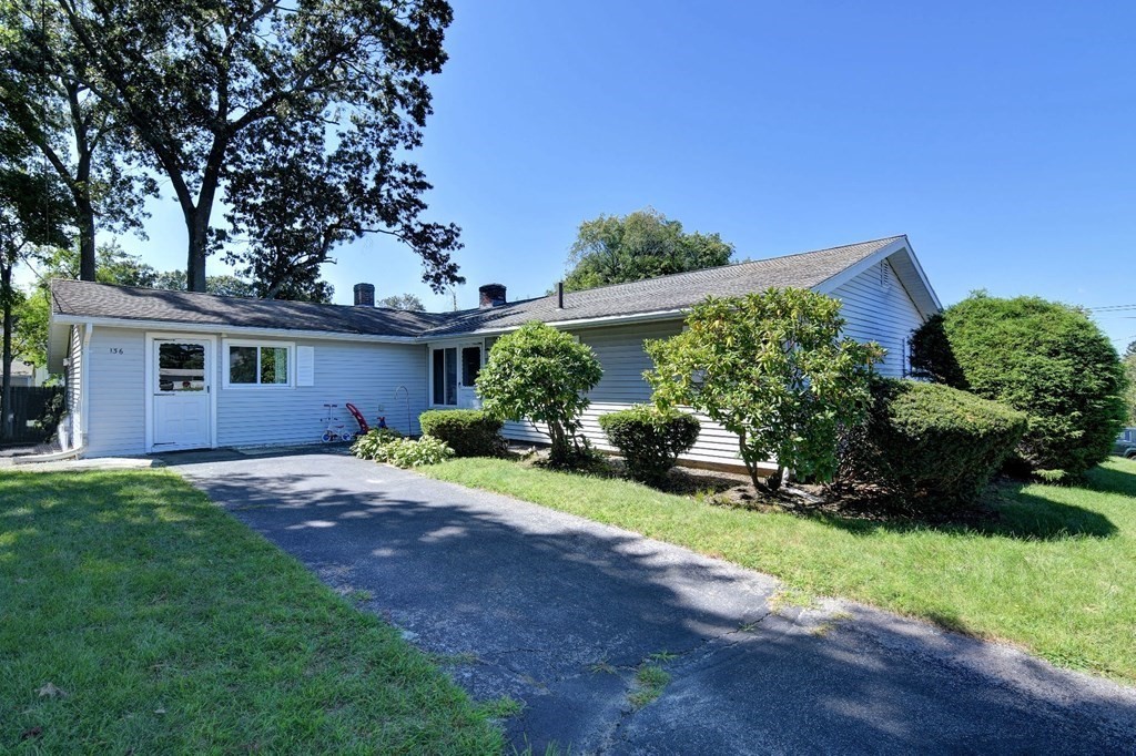 136 Richard Road Braintree, MA 02184 - Photo 1 of 38 Gallery Image 1