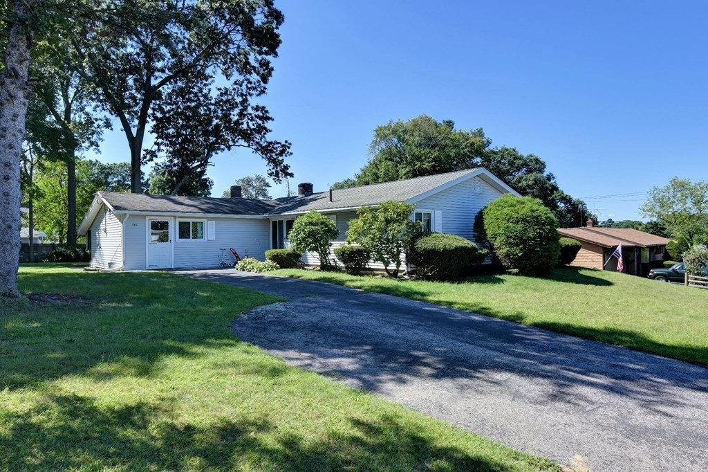 136 Richard Road Braintree, MA 02184 - Photo 3 of 38 Gallery Image 3