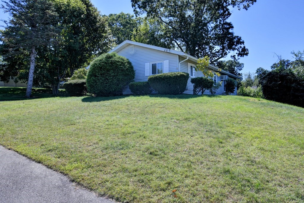 136 Richard Road Braintree, MA 02184 - Photo 35 of 38 Gallery Image 35
