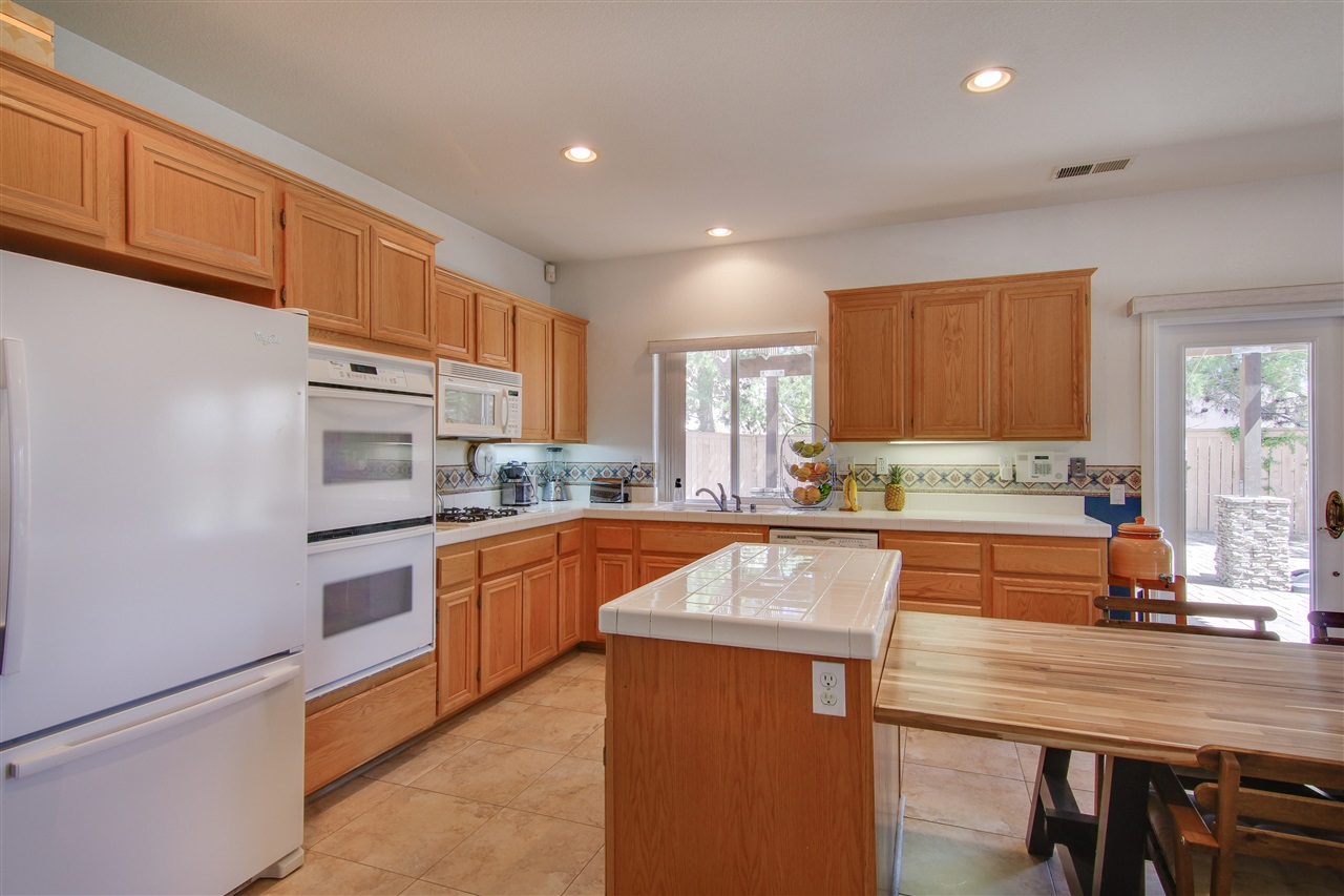 1211 Poplar Spring Road Chula Vista, CA 91915 - Photo 4 of 18