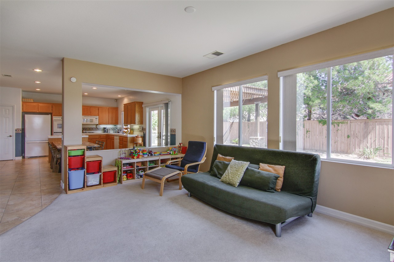 1211 Poplar Spring Road Chula Vista, CA 91915 - Photo 5 of 18
