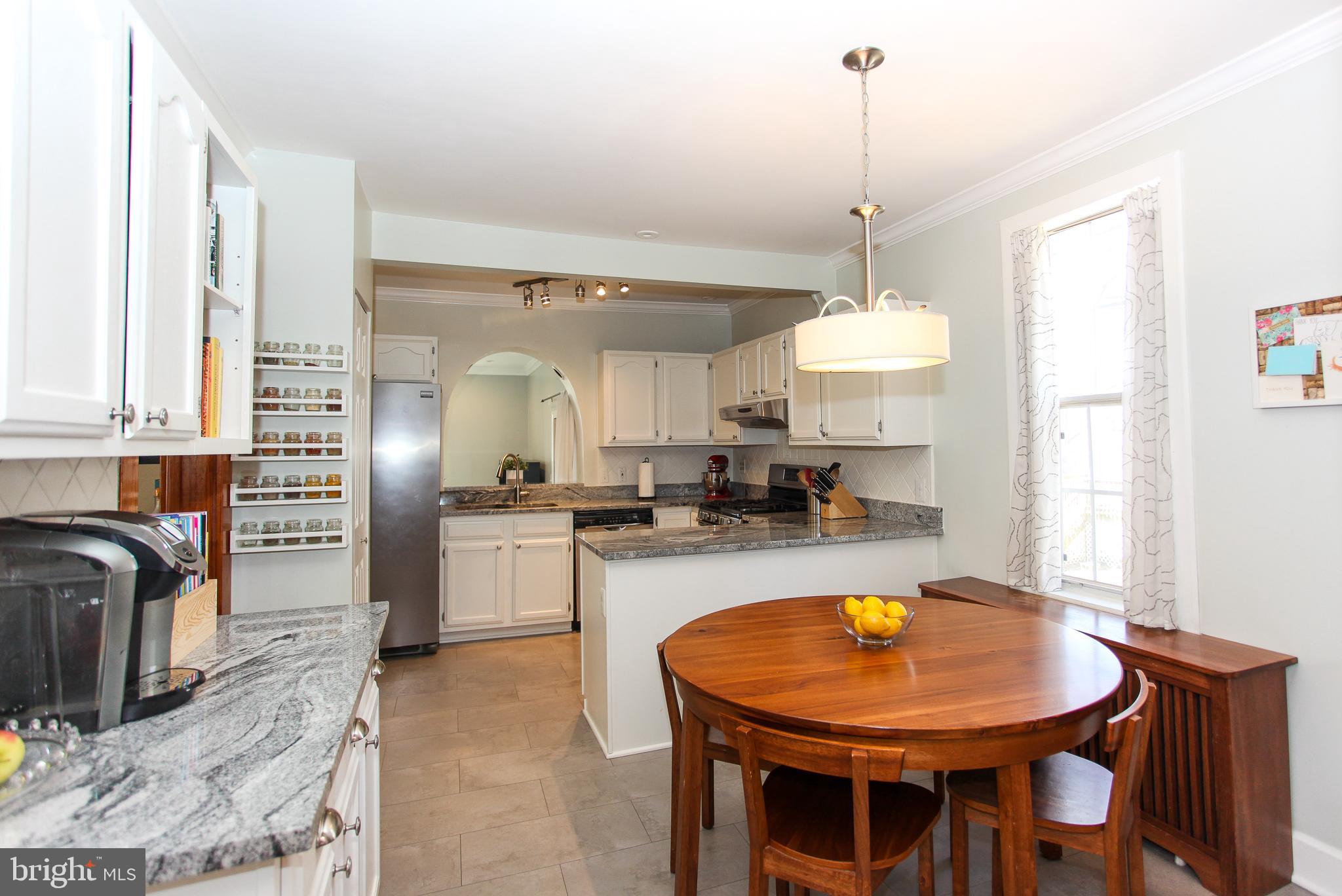 4507 Maple Avenue Halethorpe, MD 21227 - Photo 19 of 52