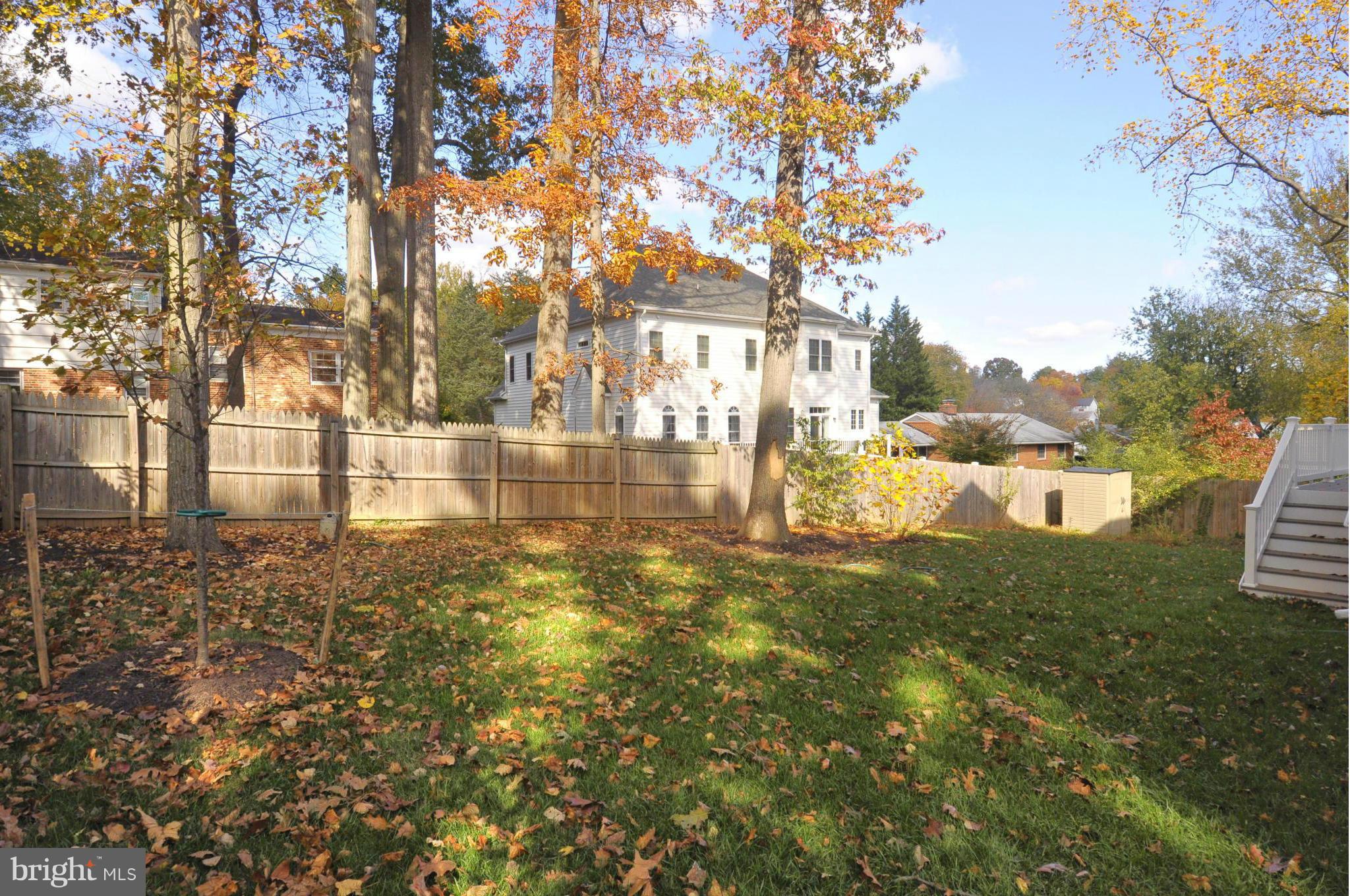 6850 Strata Street McLean, VA 22101 - Photo 26 of 30 Exterior (Rear)