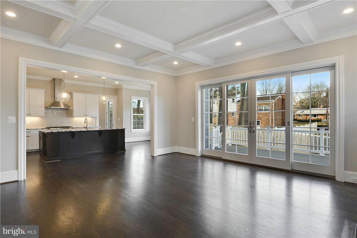 6850 Strata Street McLean, VA 22101 - Photo 4 of 30 Family Room