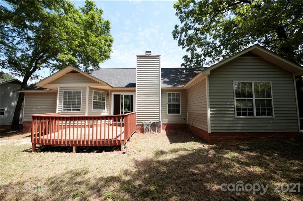 109 Ferntree Court Columbia, SC 29210 - Photo 33 of 34 a front view of a house with a yard