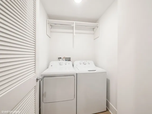 $4,400 | 1607 West Waveland Avenue, Unit 1S, Chicago, IL 60613