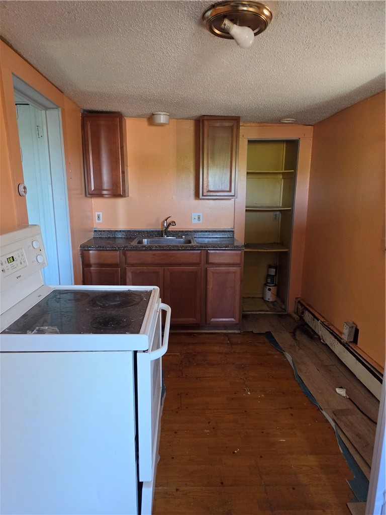 187 Boyden Street Woonsocket, RI 02895 - Photo 8 of 9