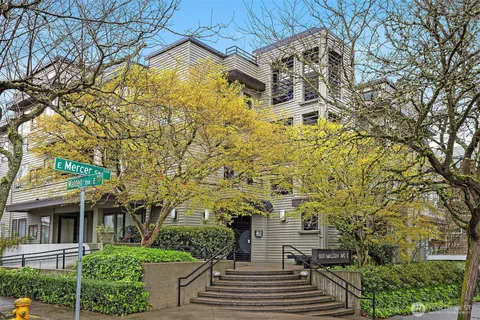 $650,000 | 600 Malden Avenue East, Unit 102, Seattle, WA 98112