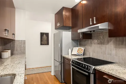 $650,000 | 600 Malden Avenue East, Unit 102, Seattle, WA 98112