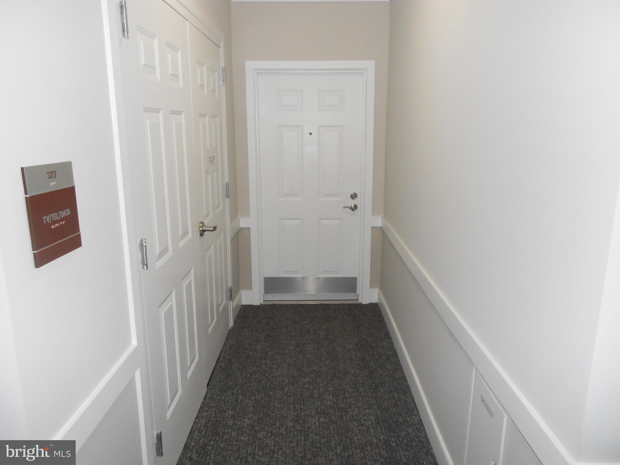 20610 Hope Spring Terrace, Unit 104 Ashburn, VA 20147 - Photo 7 of 52