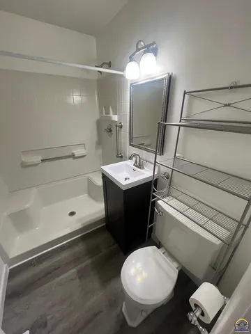 $224,900 | 3125 Southwest Mulvane Street, Topeka, KS 66611