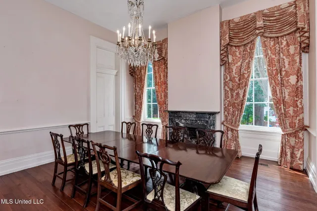 $1,285,000 | 701 North Union Street, Natchez, MS 39120