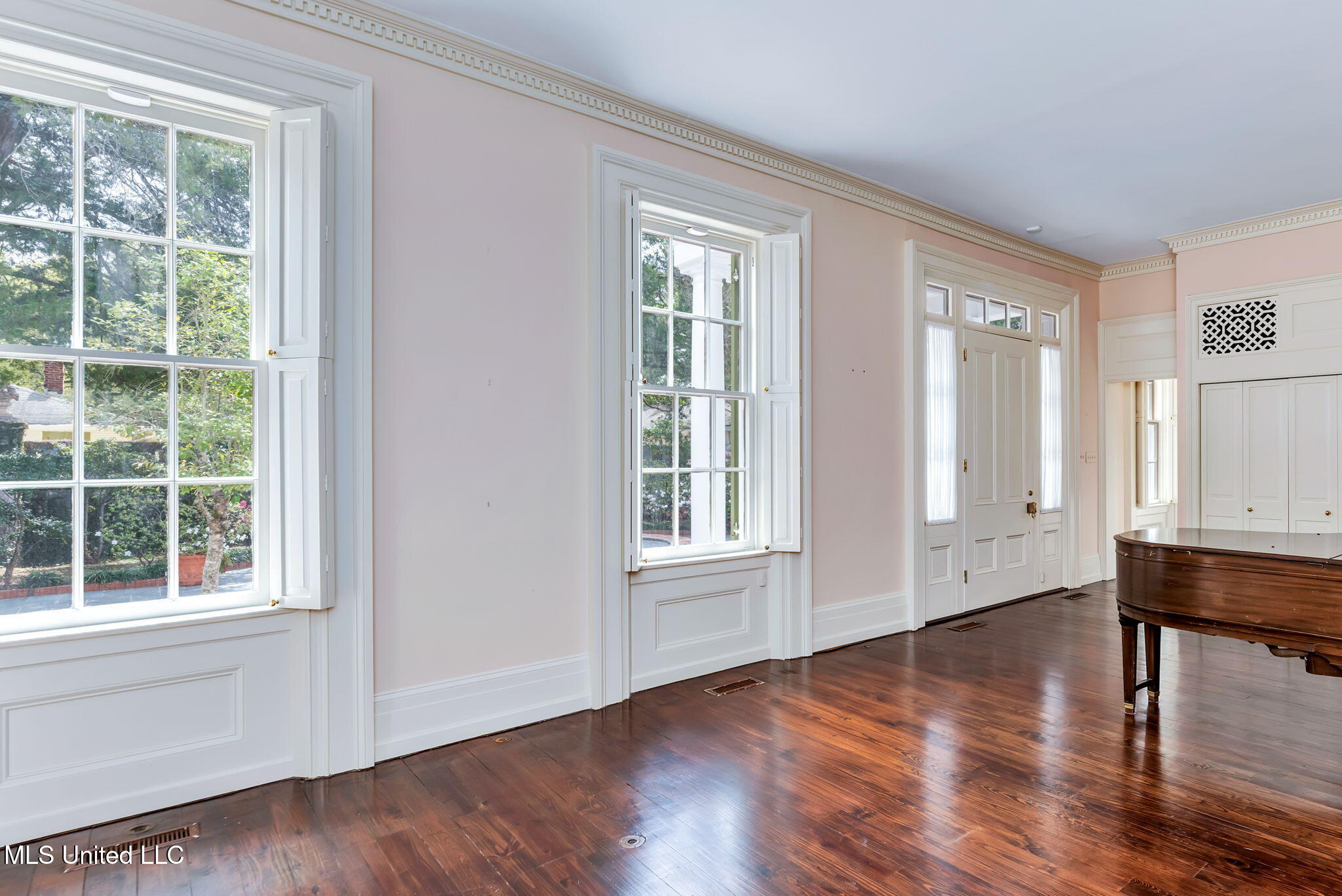 701 North Union Street Natchez, MS 39120 - Photo 22 of 71 9-web-or-mls-_DSC6297-Edit