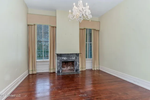 $1,285,000 | 701 North Union Street, Natchez, MS 39120