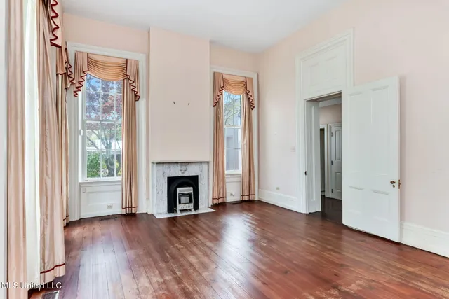 $1,285,000 | 701 North Union Street, Natchez, MS 39120