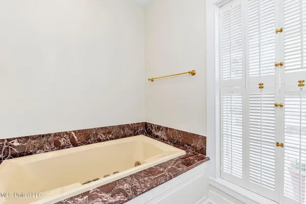 $1,285,000 | 701 North Union Street, Natchez, MS 39120