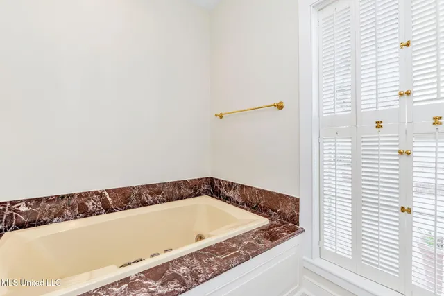 $1,285,000 | 701 North Union Street, Natchez, MS 39120