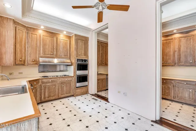 $1,285,000 | 701 North Union Street, Natchez, MS 39120