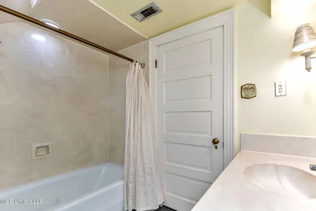 $1,285,000 | 701 North Union Street, Natchez, MS 39120