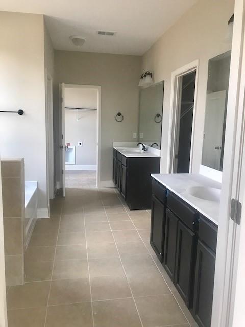 406 Ambergate Lane Moncks Corner, SC 29461 - Photo 13 of 18 Lancaster Master Bath