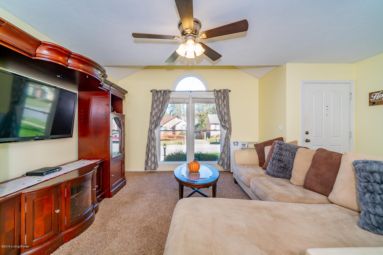 7102 Ridge Creek Road Louisville, KY 40291 - Photo 13 of 45 7102 Ridge Creek Rd L-32