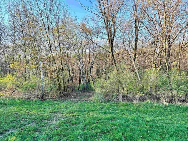 $75,000 | 58182 Mississippi Rdg Lane, Eastman, WI 54626