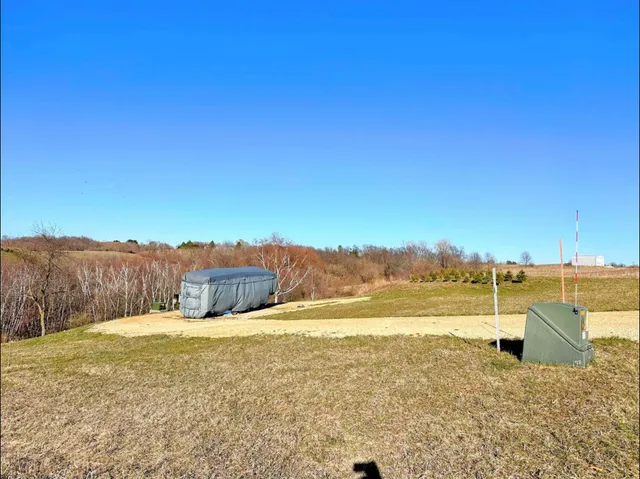 $75,000 | 58182 Mississippi Rdg Lane, Eastman, WI 54626