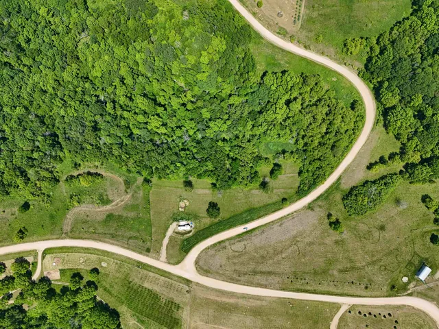 $75,000 | 58182 Mississippi Rdg Lane, Eastman, WI 54626