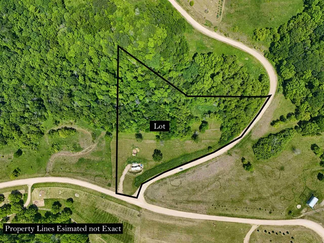 $75,000 | 58182 Mississippi Rdg Lane, Eastman, WI 54626