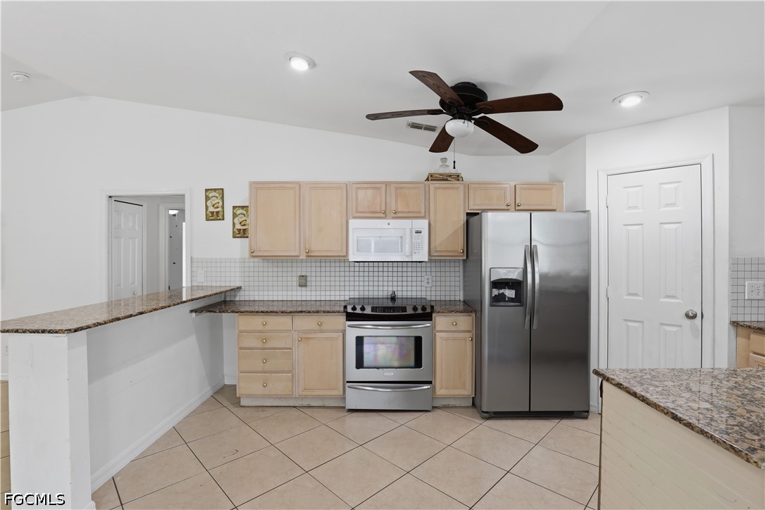 530 7th Street Southwest Naples, FL 34117 - Photo 11 of 39 Gallery Image 11