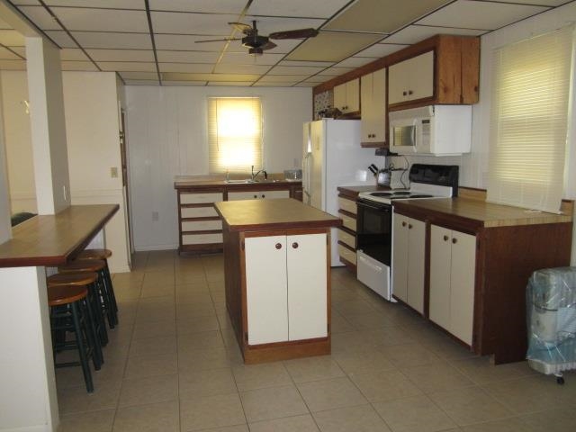 3605 North Barbee Road Warsaw, IN 46582 - Photo 3 of 8 Gallery Image 3