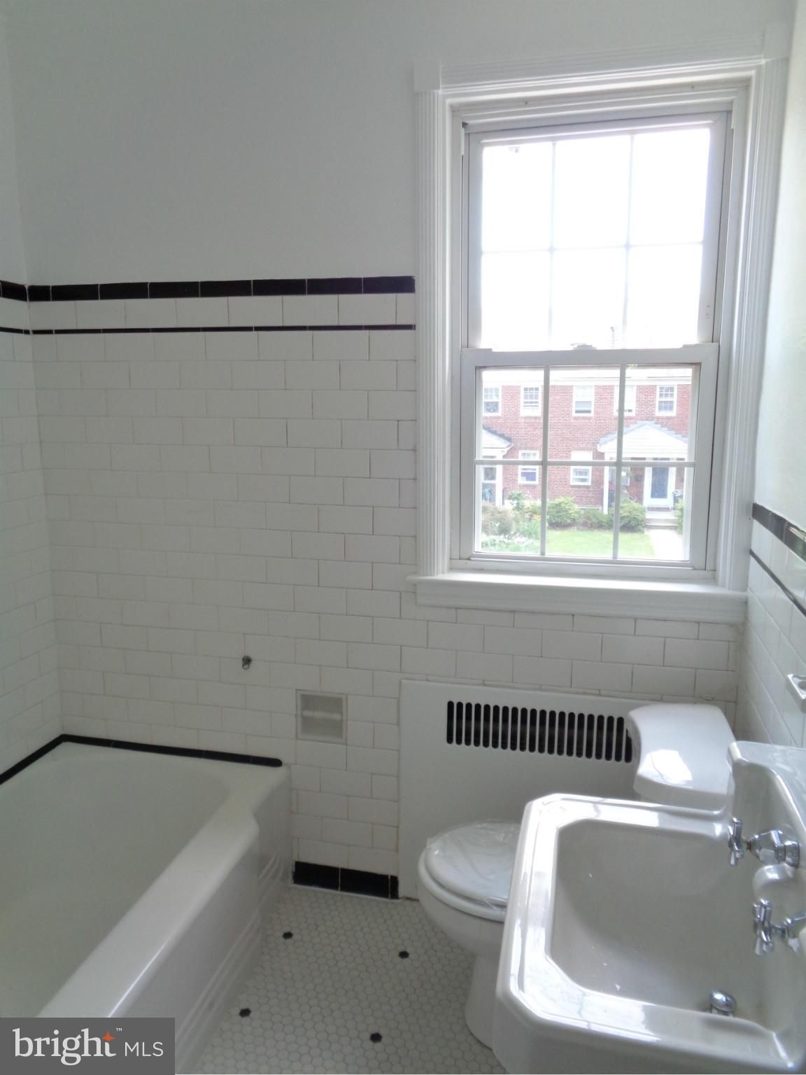 76 Dunkirk Road Baltimore, MD 21212 - Photo 15 of 29 Bath