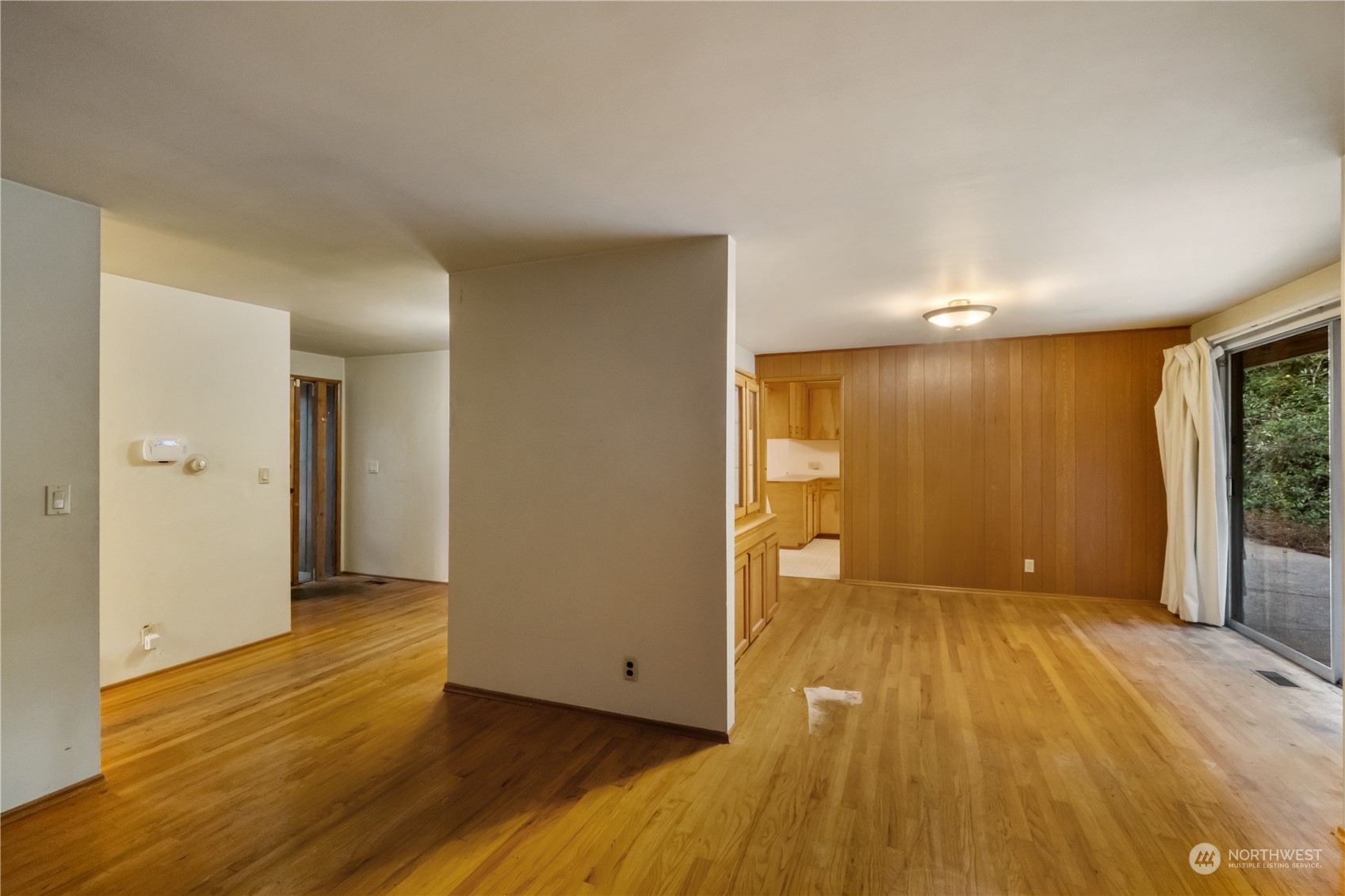 2309 Southwest Dash Point Road Federal Way, WA 98023 - Photo 11 of 40 Gallery Image 11