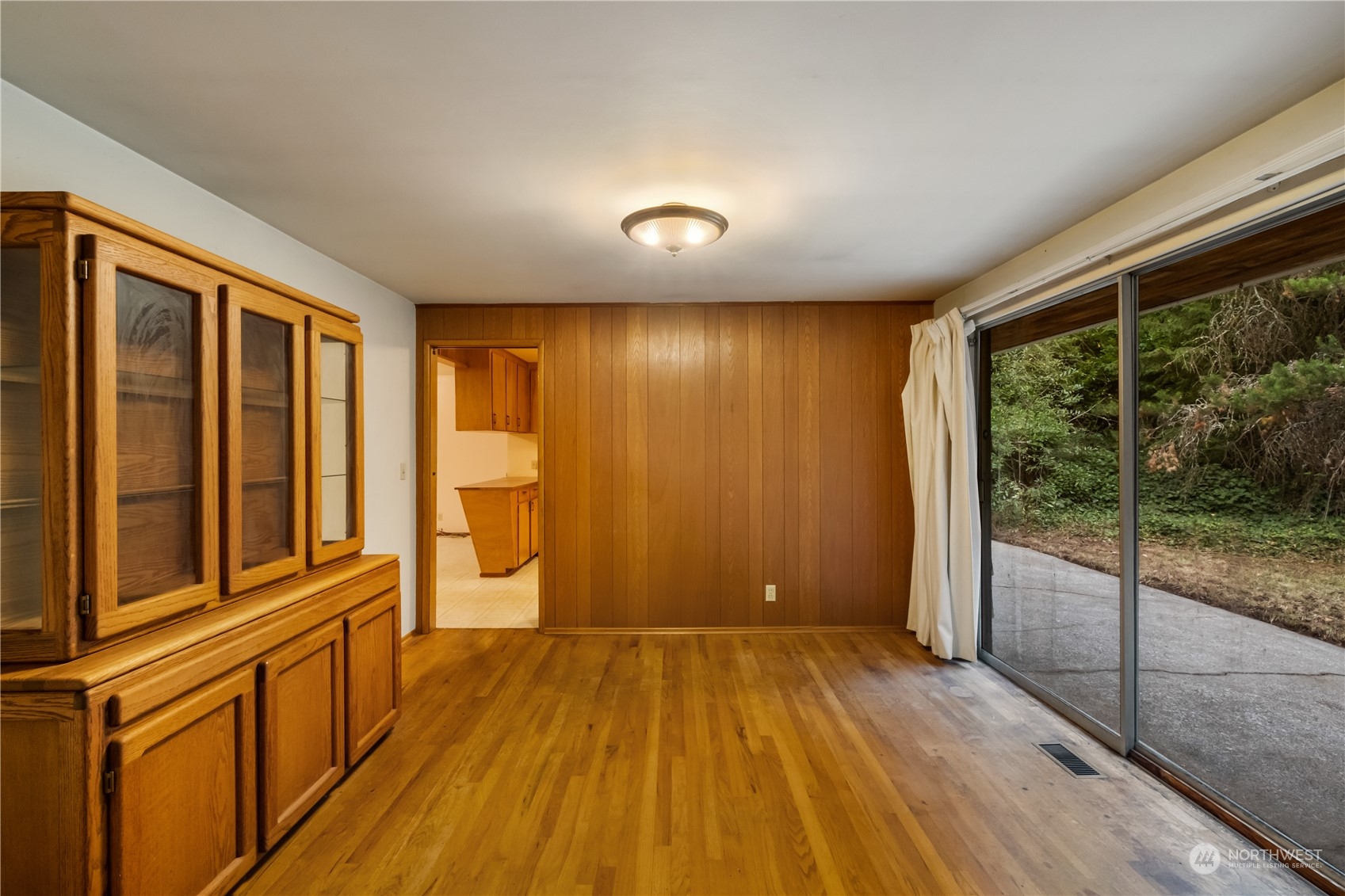 2309 Southwest Dash Point Road Federal Way, WA 98023 - Photo 13 of 40 Gallery Image 13