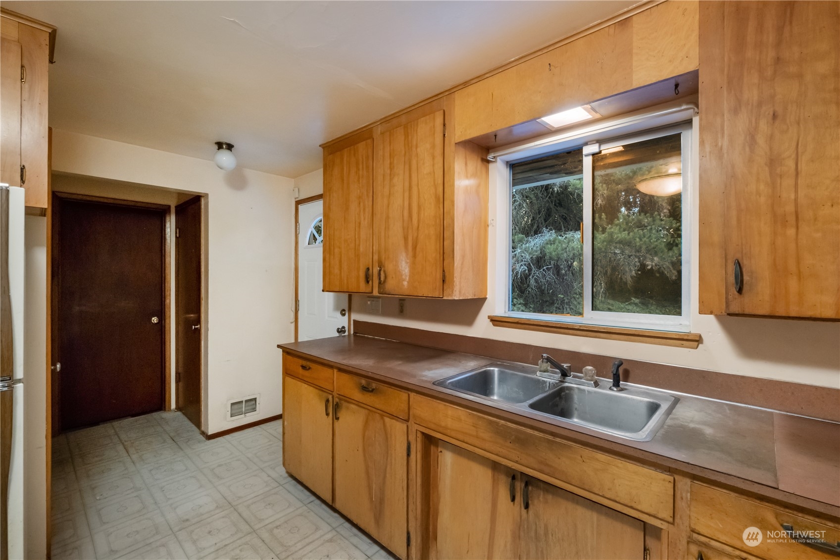 2309 Southwest Dash Point Road Federal Way, WA 98023 - Photo 19 of 40 Gallery Image 19