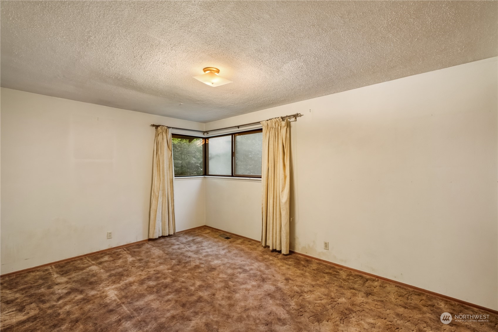 2309 Southwest Dash Point Road Federal Way, WA 98023 - Photo 24 of 40 Gallery Image 24
