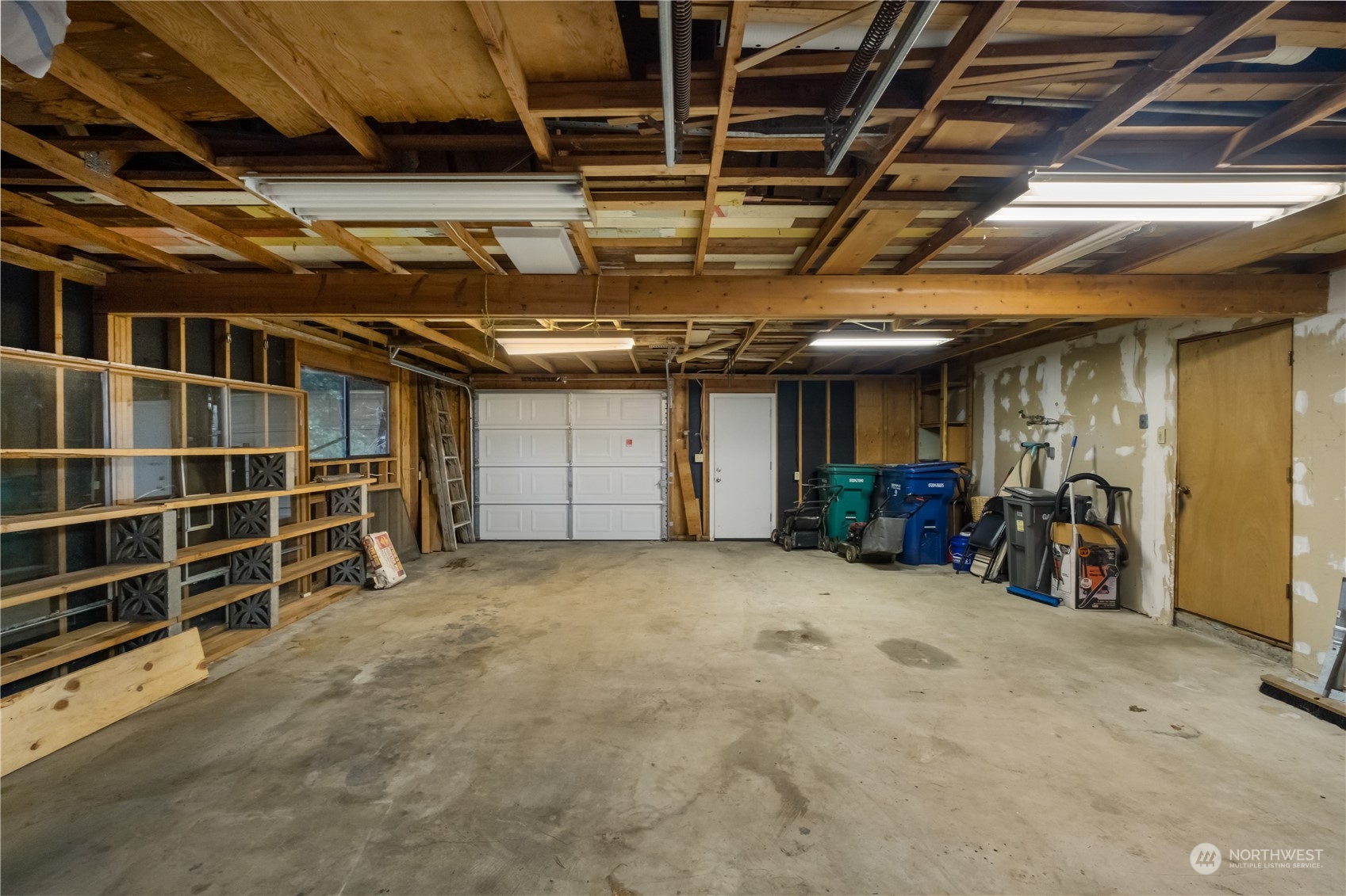 2309 Southwest Dash Point Road Federal Way, WA 98023 - Photo 37 of 40 Gallery Image 37