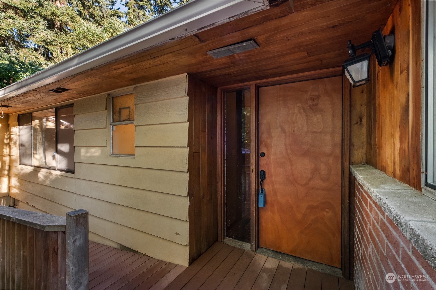 2309 Southwest Dash Point Road Federal Way, WA 98023 - Photo 6 of 40 Gallery Image 6