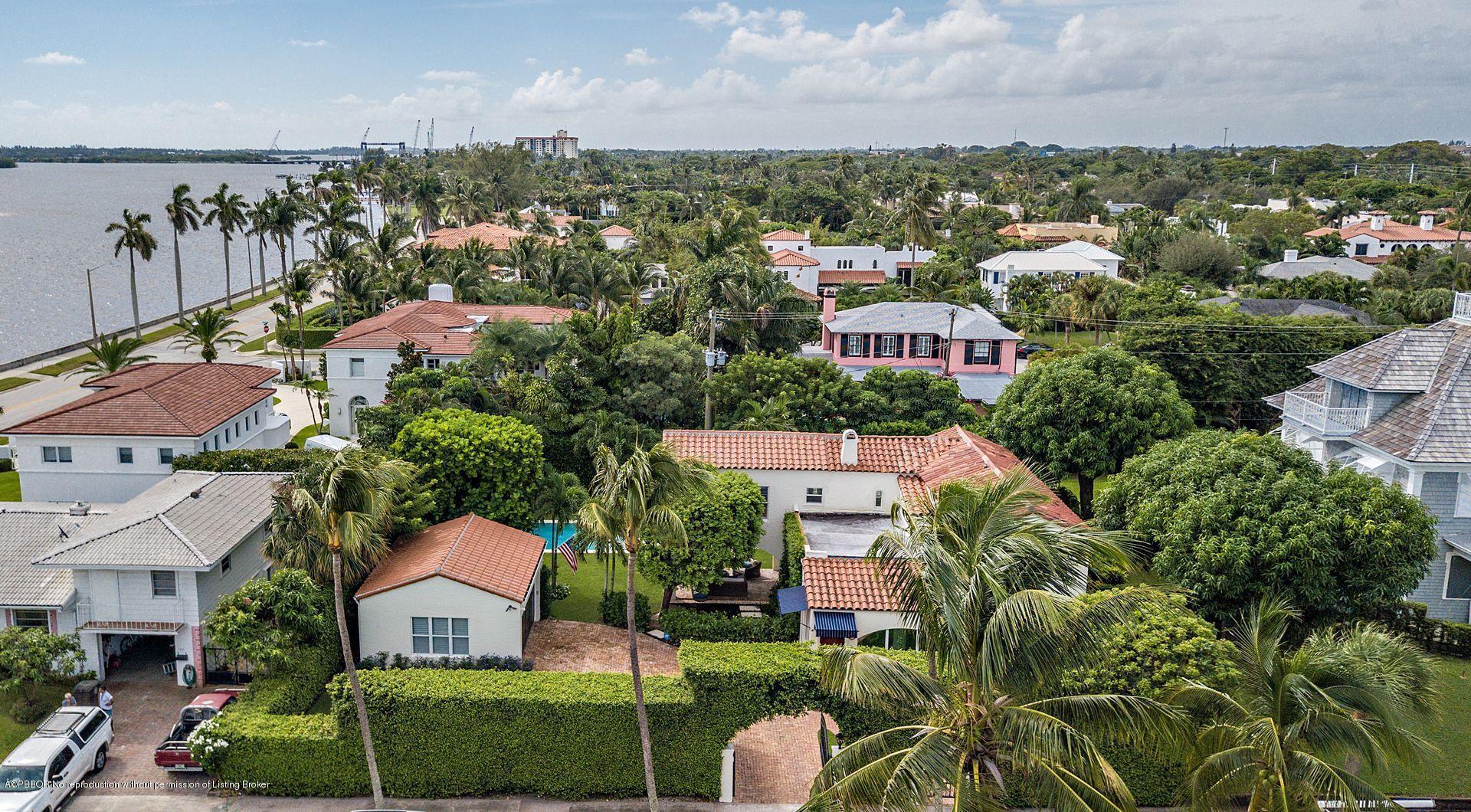 194 Pershing Way West Palm Beach, FL 33401 - Photo 50 of 50 an aerial view of multiple house