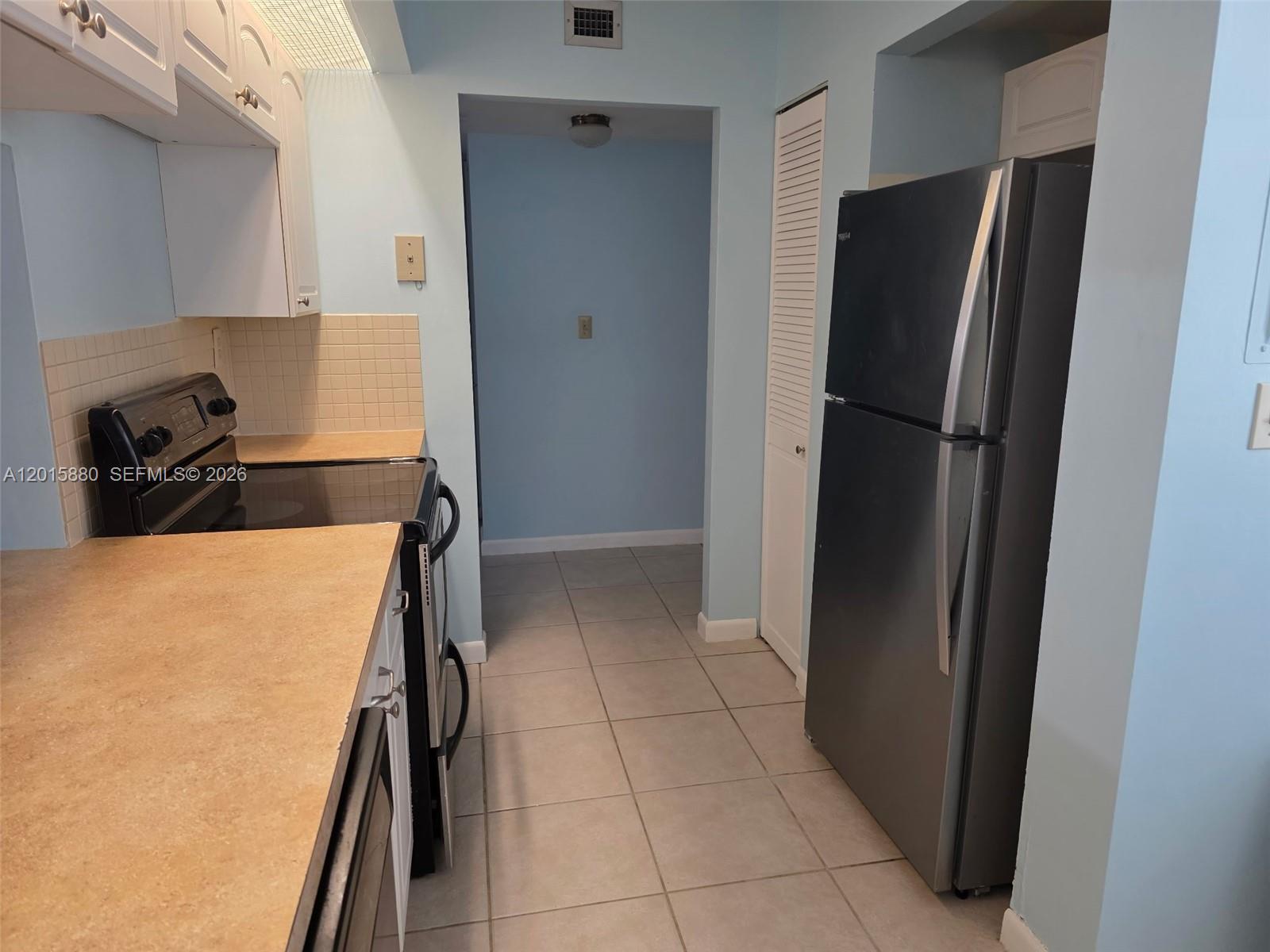 6800 Cypress Road, Unit 415 Plantation, FL 33317 - Photo 7 of 27