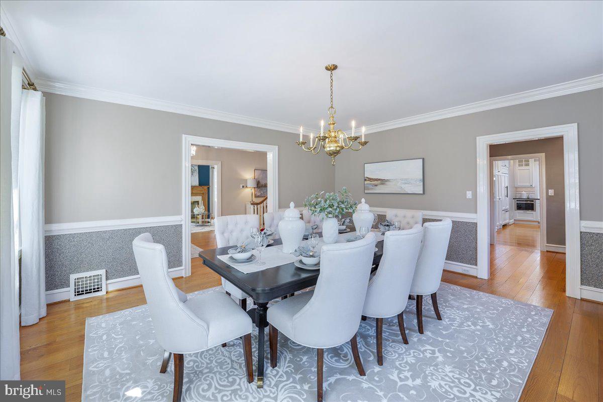 101 East Brookhaven Road Wallingford, PA 19086 - Photo 26 of 67 Formal Dining Room