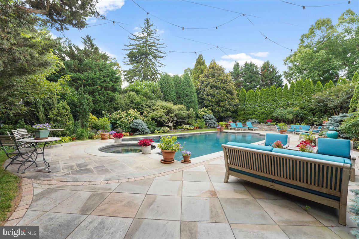 101 East Brookhaven Road Wallingford, PA 19086 - Photo 5 of 67 Heated Salt Water In-ground Pool