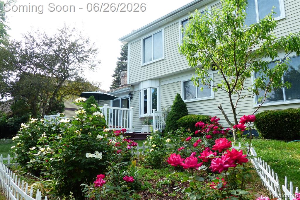40437 Village Wood Road Novi, MI 48375 - Photo 7 of 17
