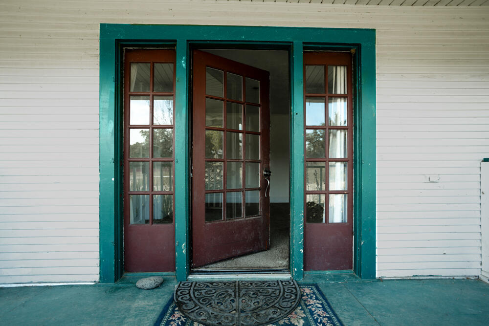 11717 Michael Road White City, OR 97503 - Photo 6 of 39 Front Door