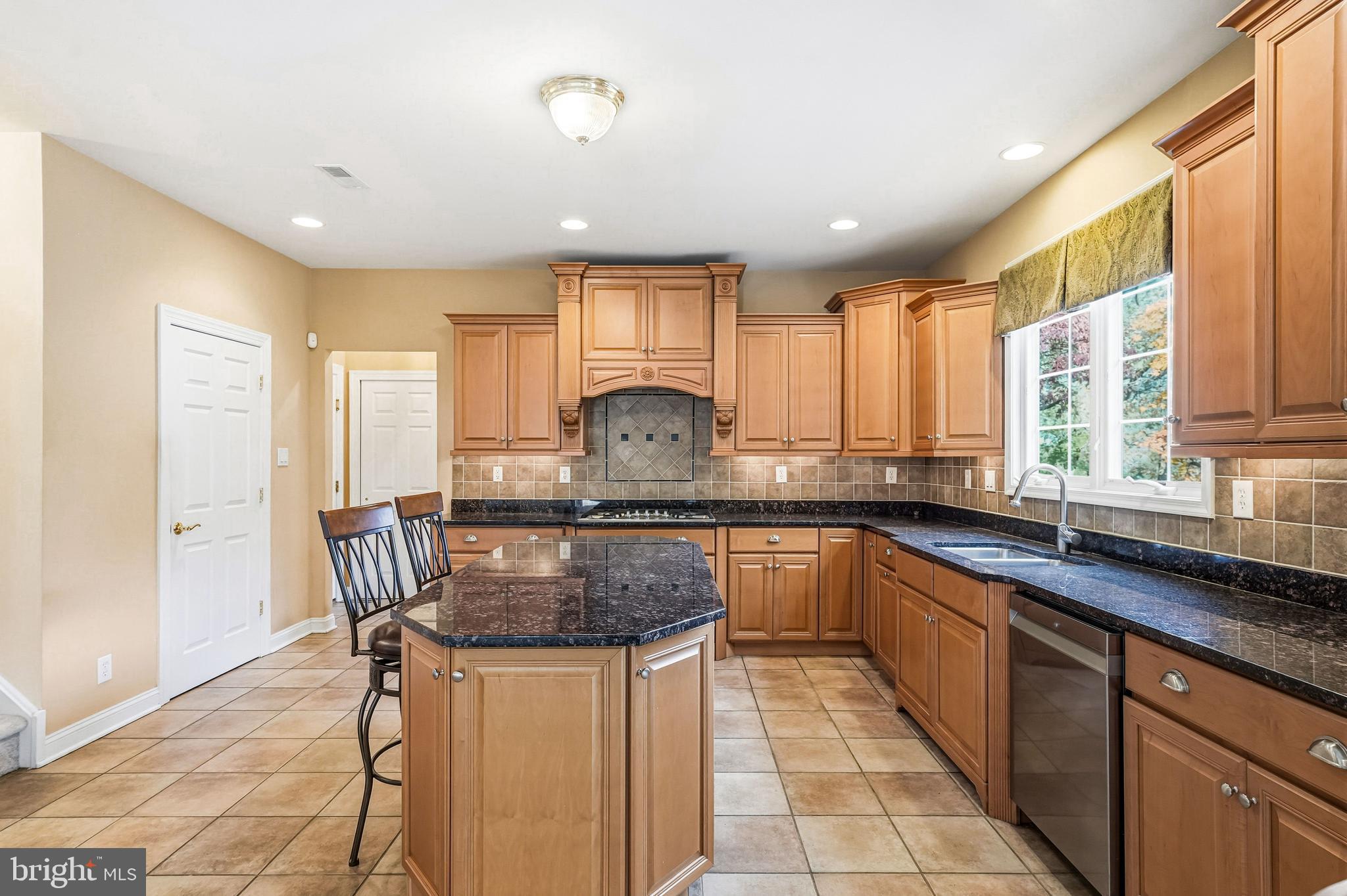 950 Borton Landing Road Moorestown, NJ 08057 - Photo 9 of 53