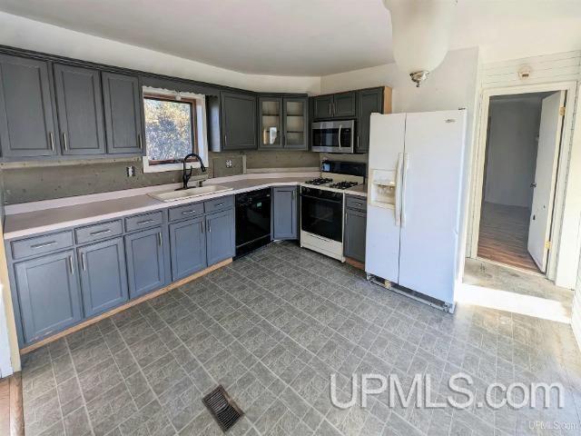 6695 County Road CD Ishpeming, MI 49849 - Photo 14 of 40