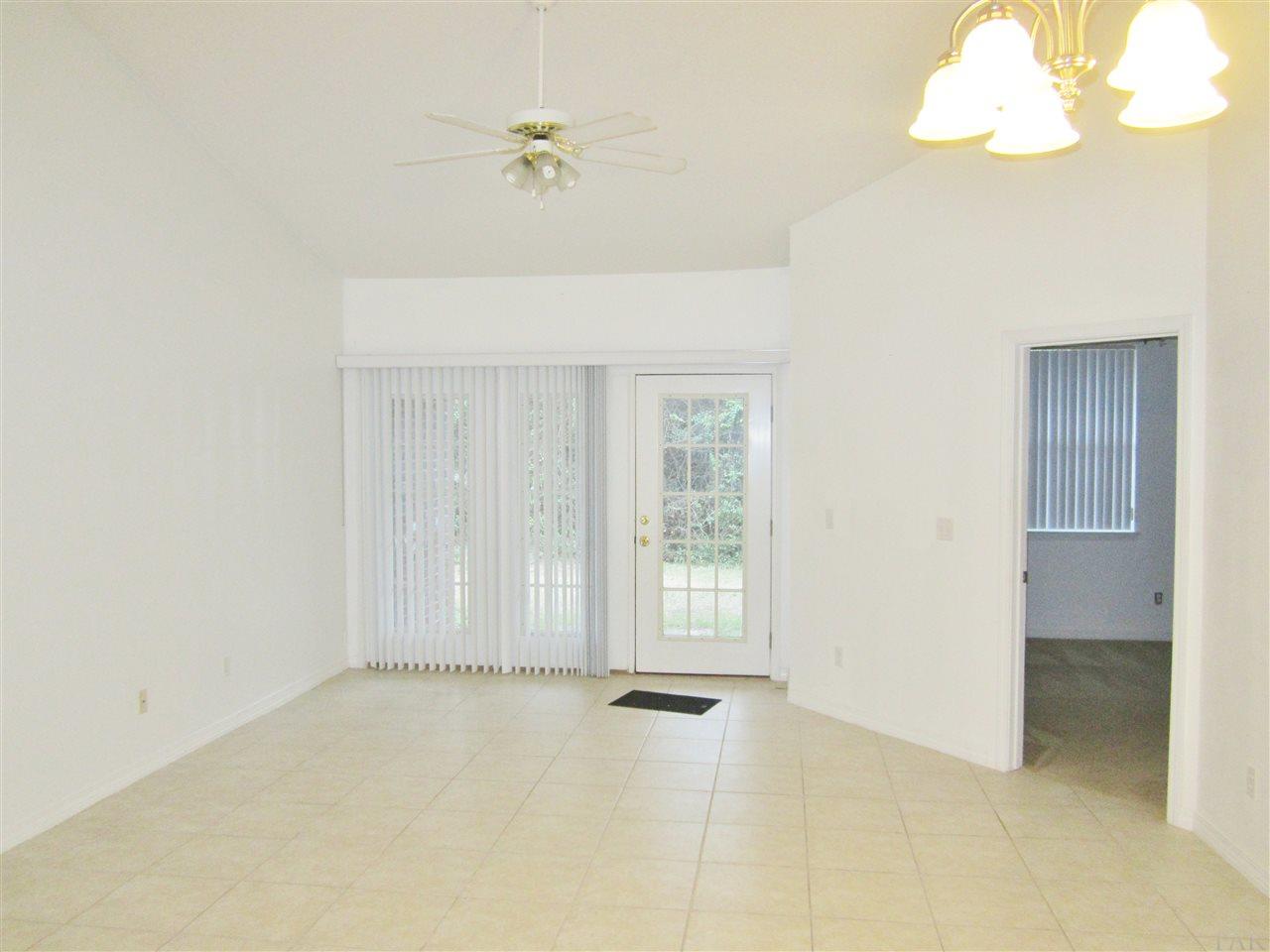 14007 Innerarity Point Road Pensacola, FL 32507 - Photo 2 of 13 Gallery Image 2