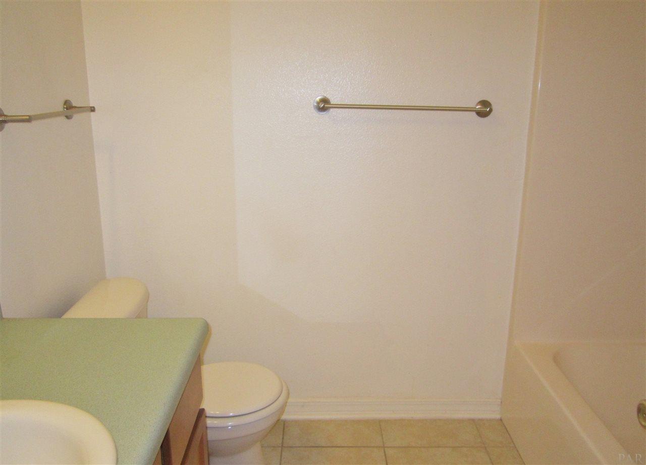 14007 Innerarity Point Road Pensacola, FL 32507 - Photo 10 of 13 Gallery Image 10
