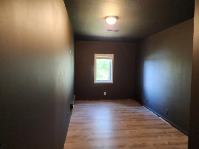 $799,900 | 31300 Oasis Road, Center City, MN 55012